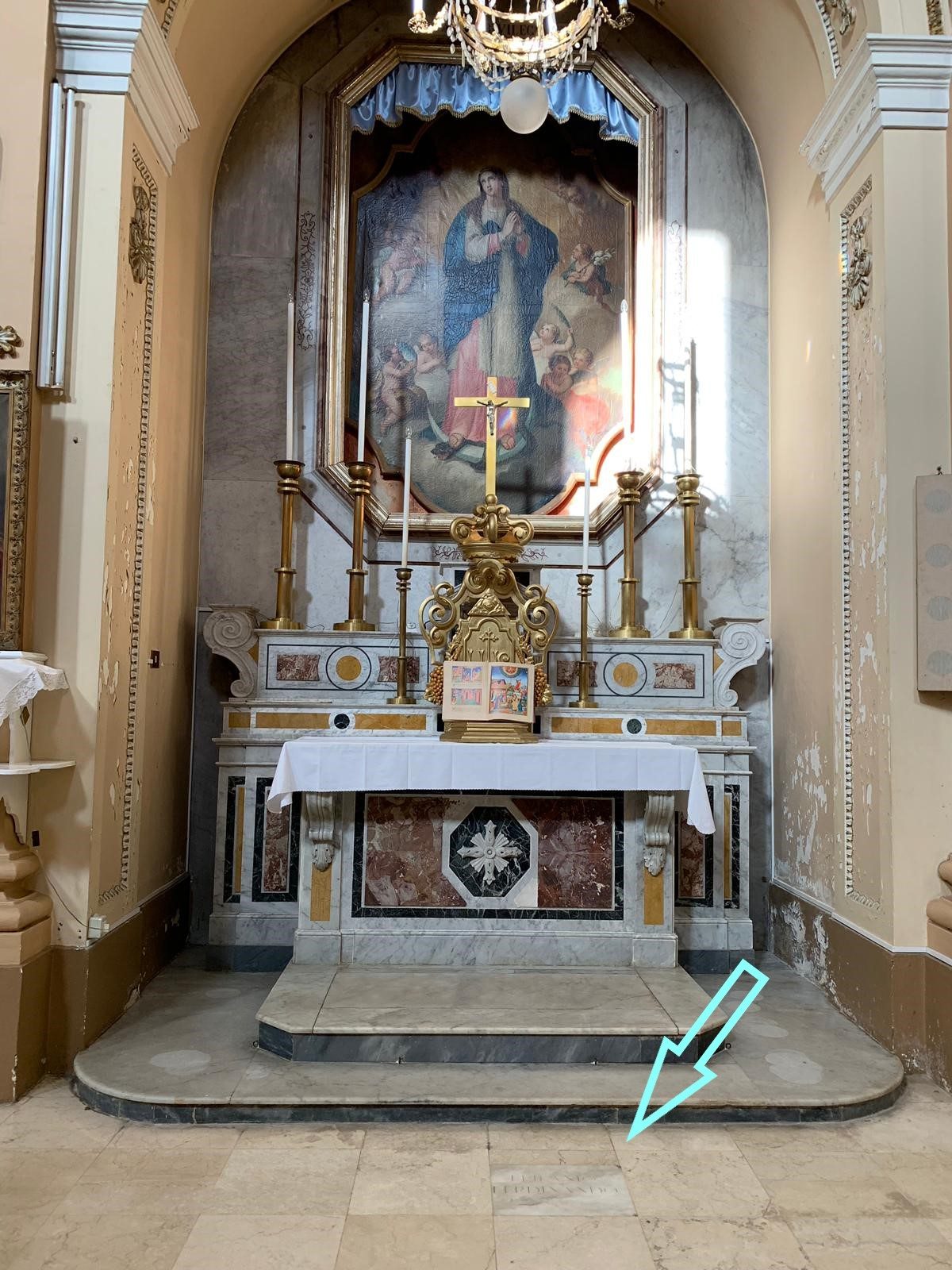 Epifanio Ferdinando's tomb, Mesagne 06.jpg